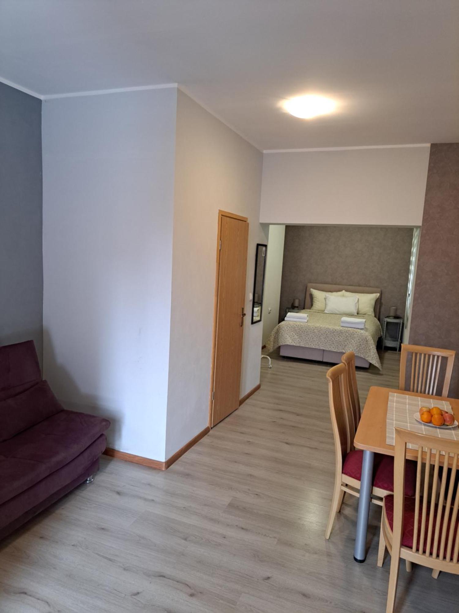 Sobe Apartmani Svitlana Сукошан Экстерьер фото